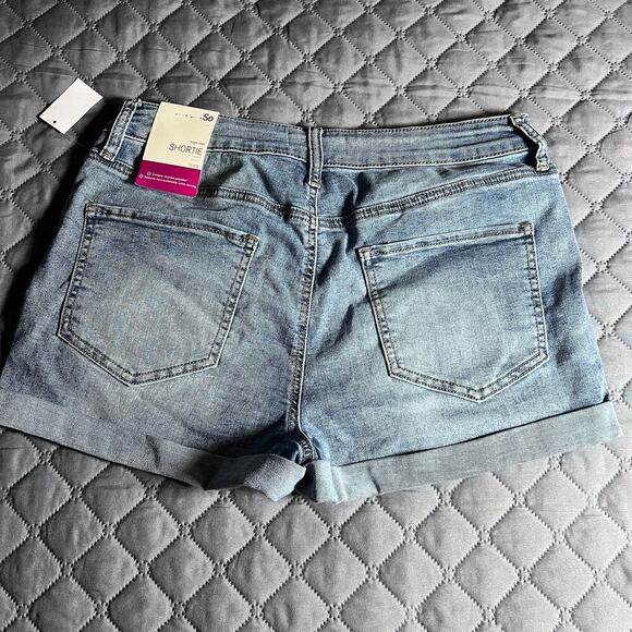 ✨SO High Rise Distressed Denim Shorts 15/32W Blue Jean Cutoff Shortie NWT - Picture 2 of 7